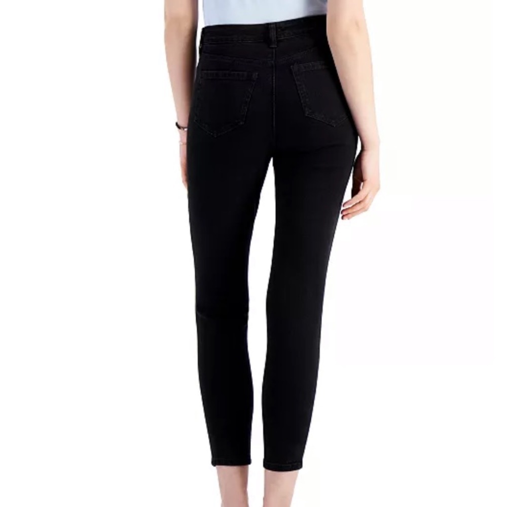 Style & Co - NWT - Distressed Curvy Skinny Leg - Picture 2 of 15